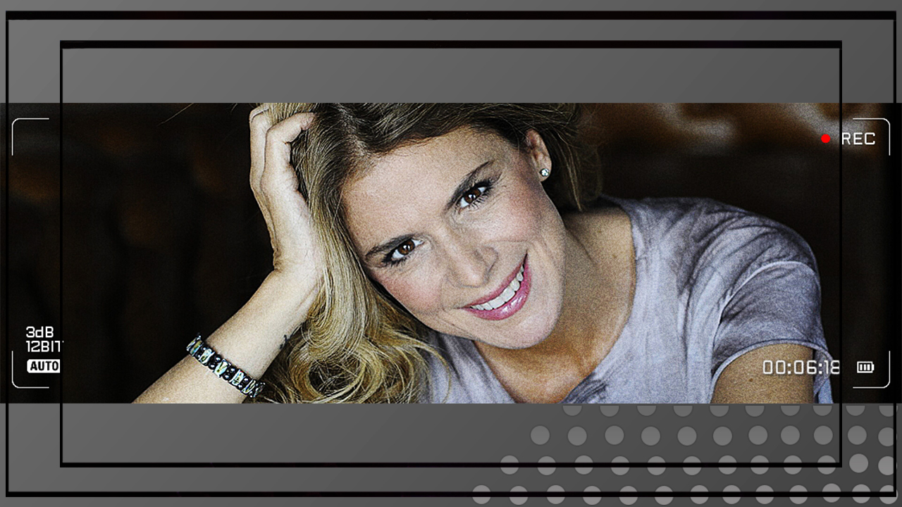 CONTRATAR A FLAVIA PALMIERO – CONDUCTORES PARA EVENTOS — Imagen 1